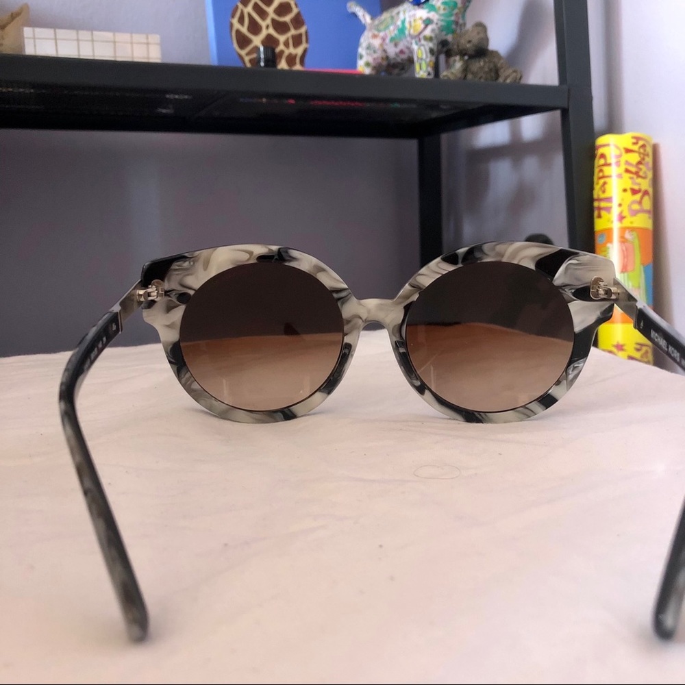 MICHAEL KORS SUNGLASSES - Picture 4 of 4